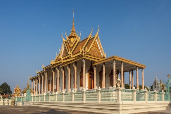 zwiedzanie-angkor-wat-w-kambod-y-porady-praktyczne